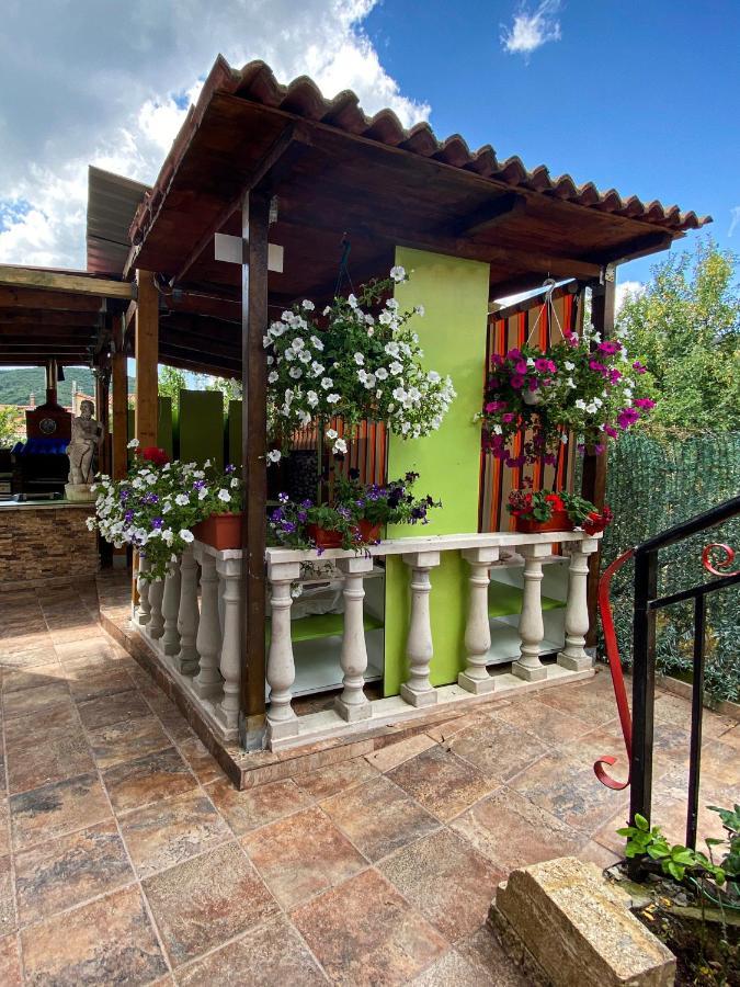 Casa Julian Villa Cistierna Exterior photo